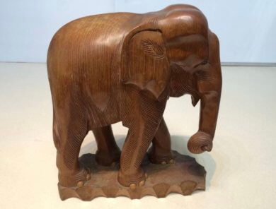 象の置物　木彫り